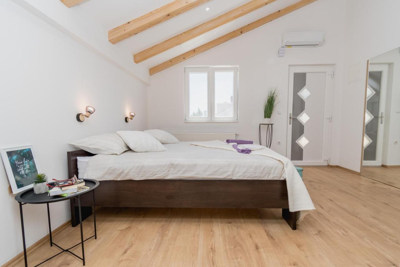 Studio Apartment Harmony Np Krka لازوفاك المظهر الخارجي الصورة